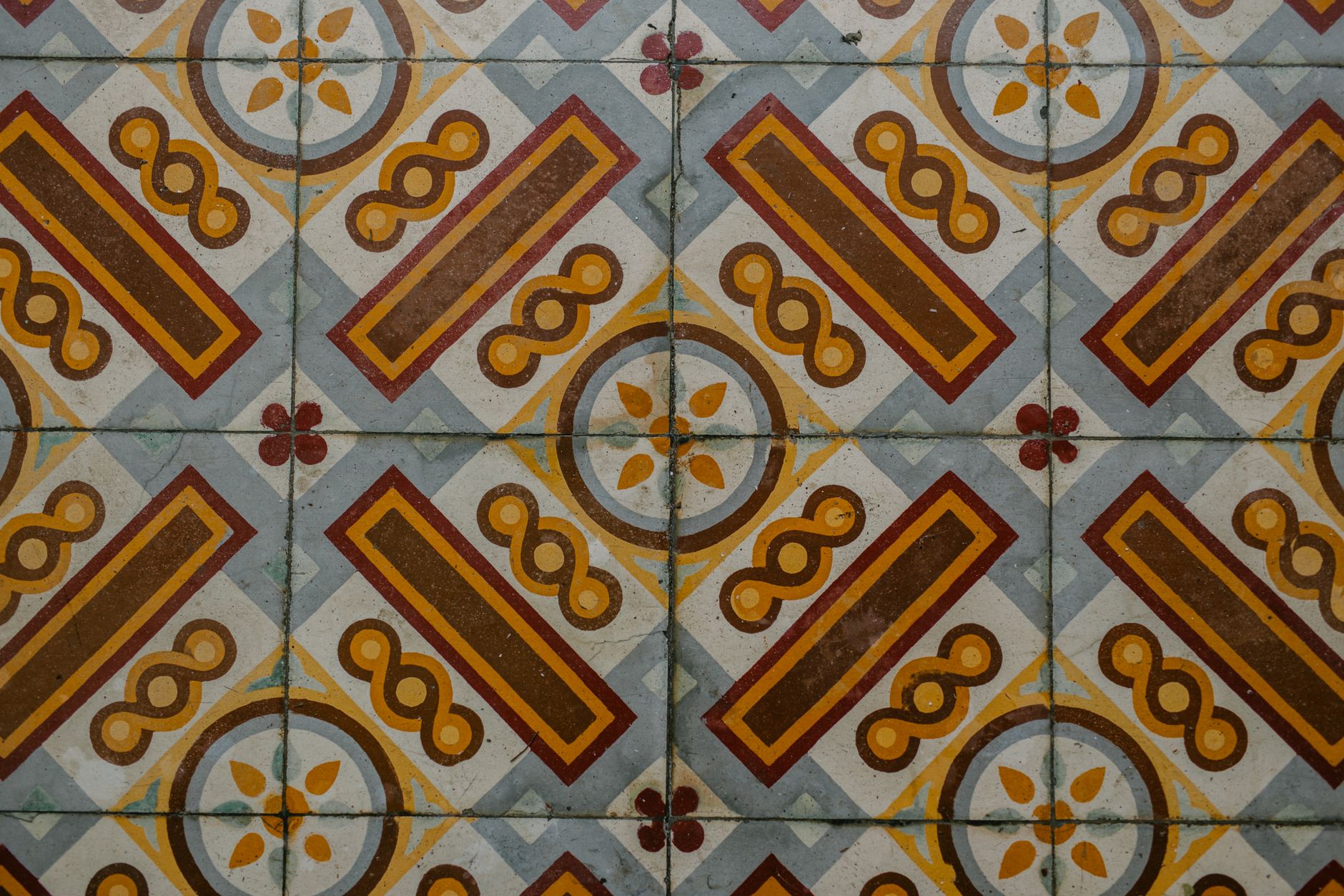 Abstract tiled pattern