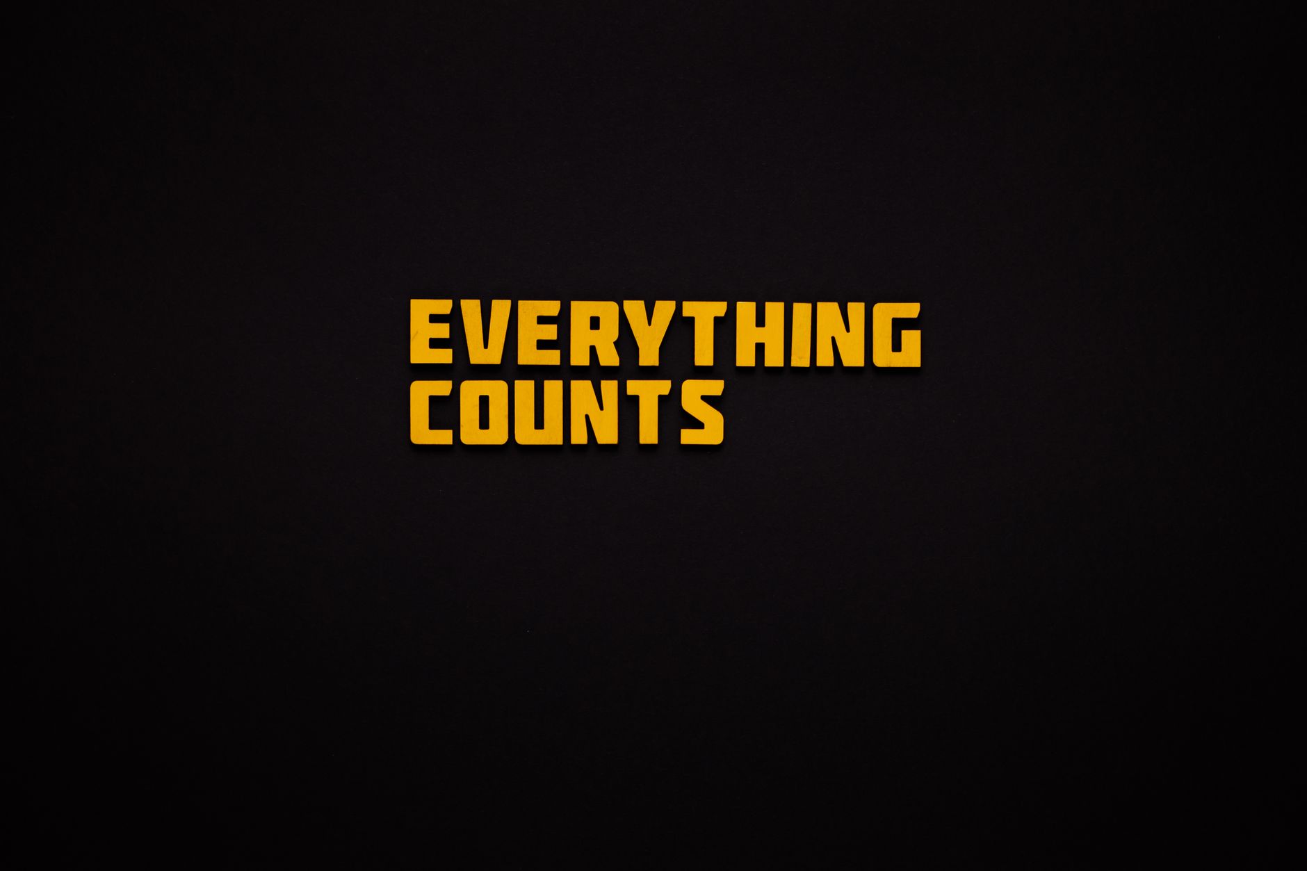 Bold typography reveal design