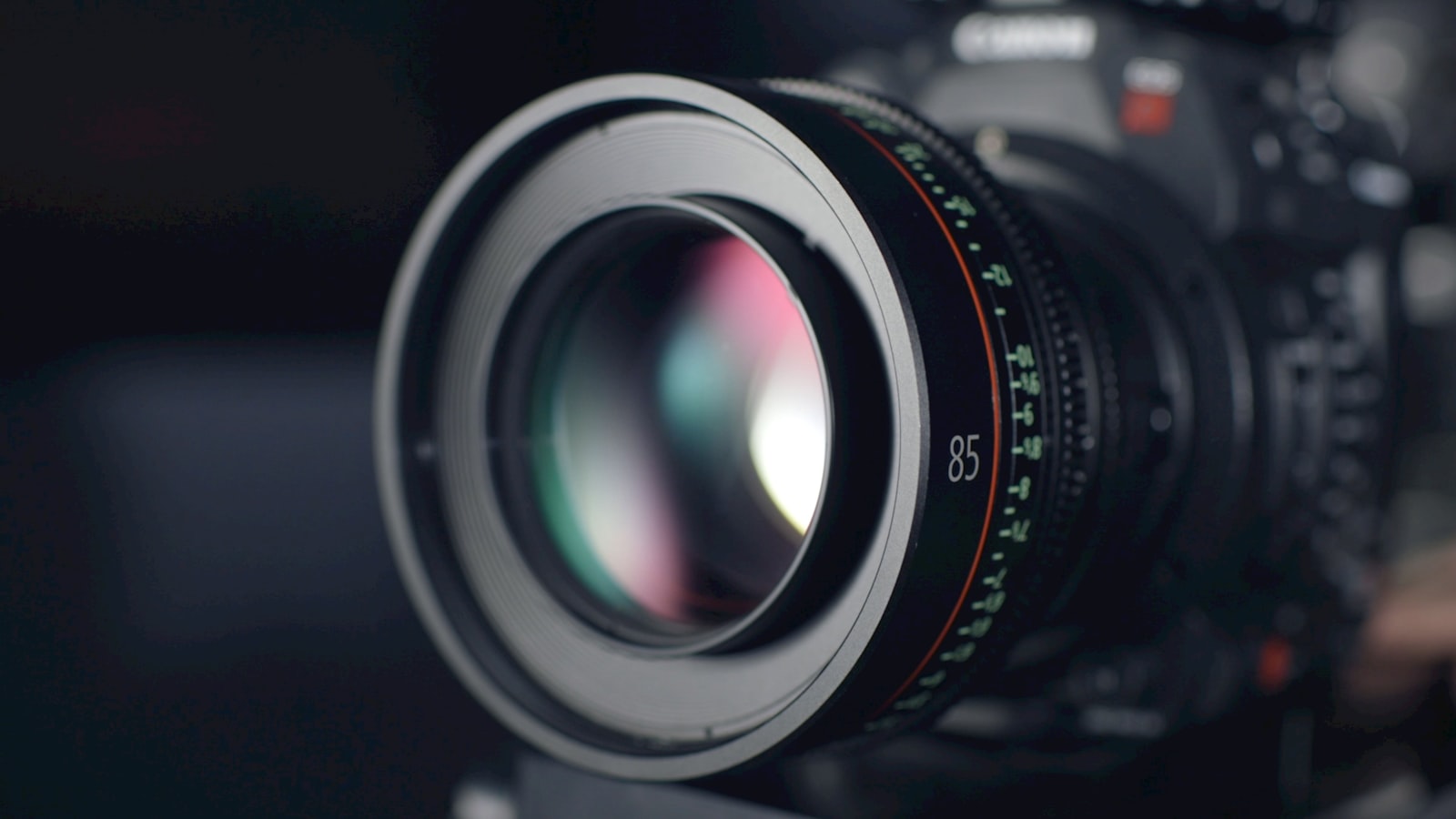 Camera tracking footage