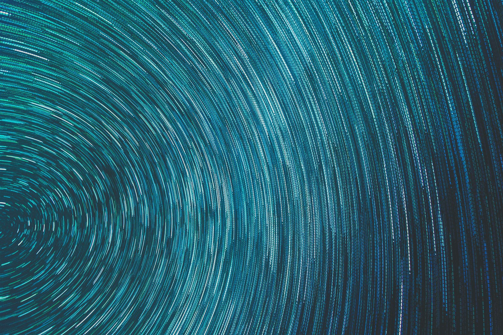 Circular warp abstract
