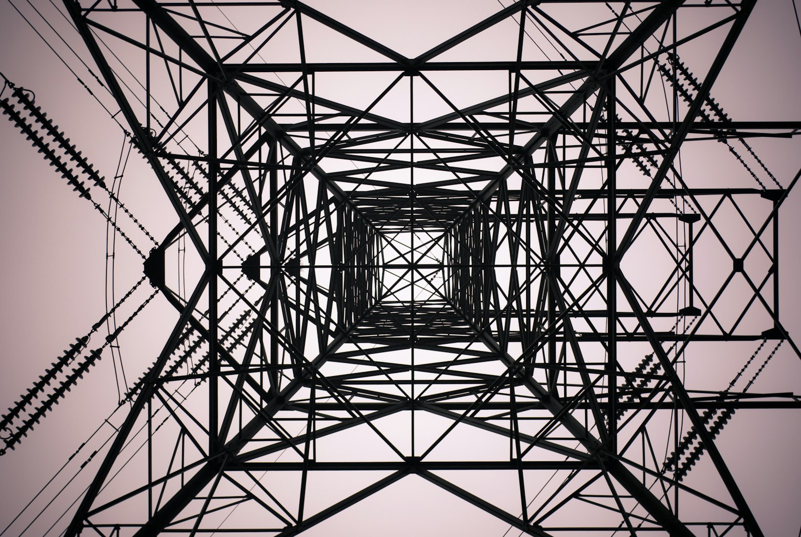Distortion grid technology