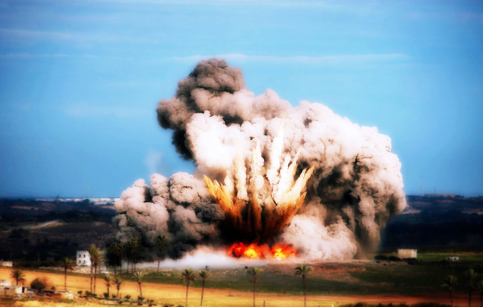Dramatic explosion fragments
