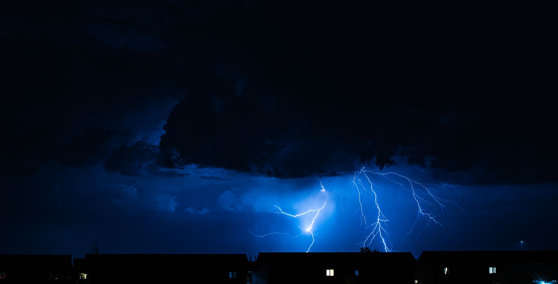 Dramatic lightning strike