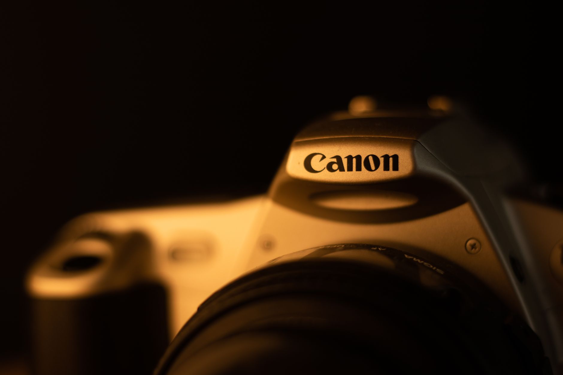 Dslr lens closeup