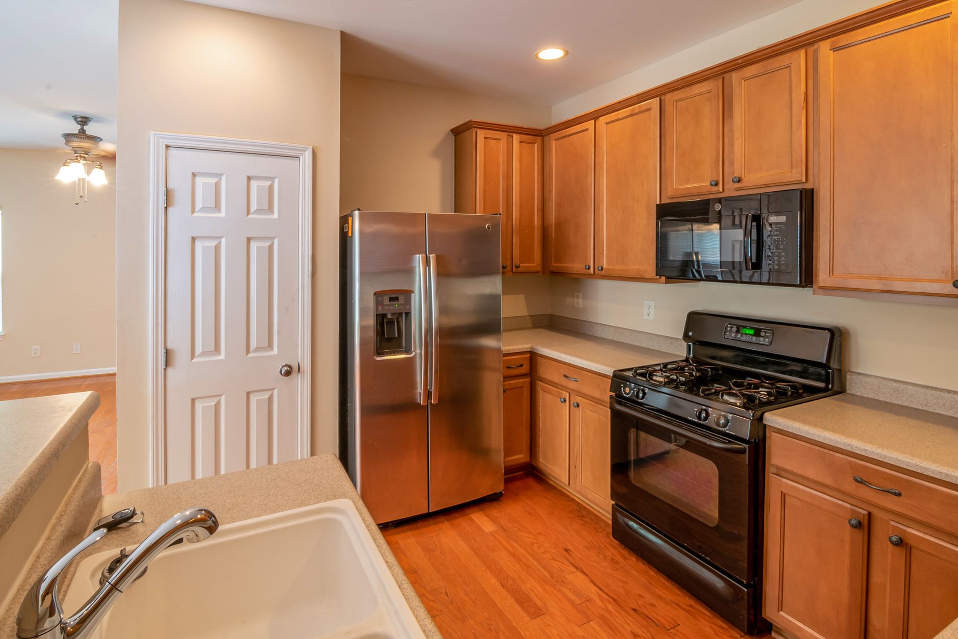 Modern kitchen real estate