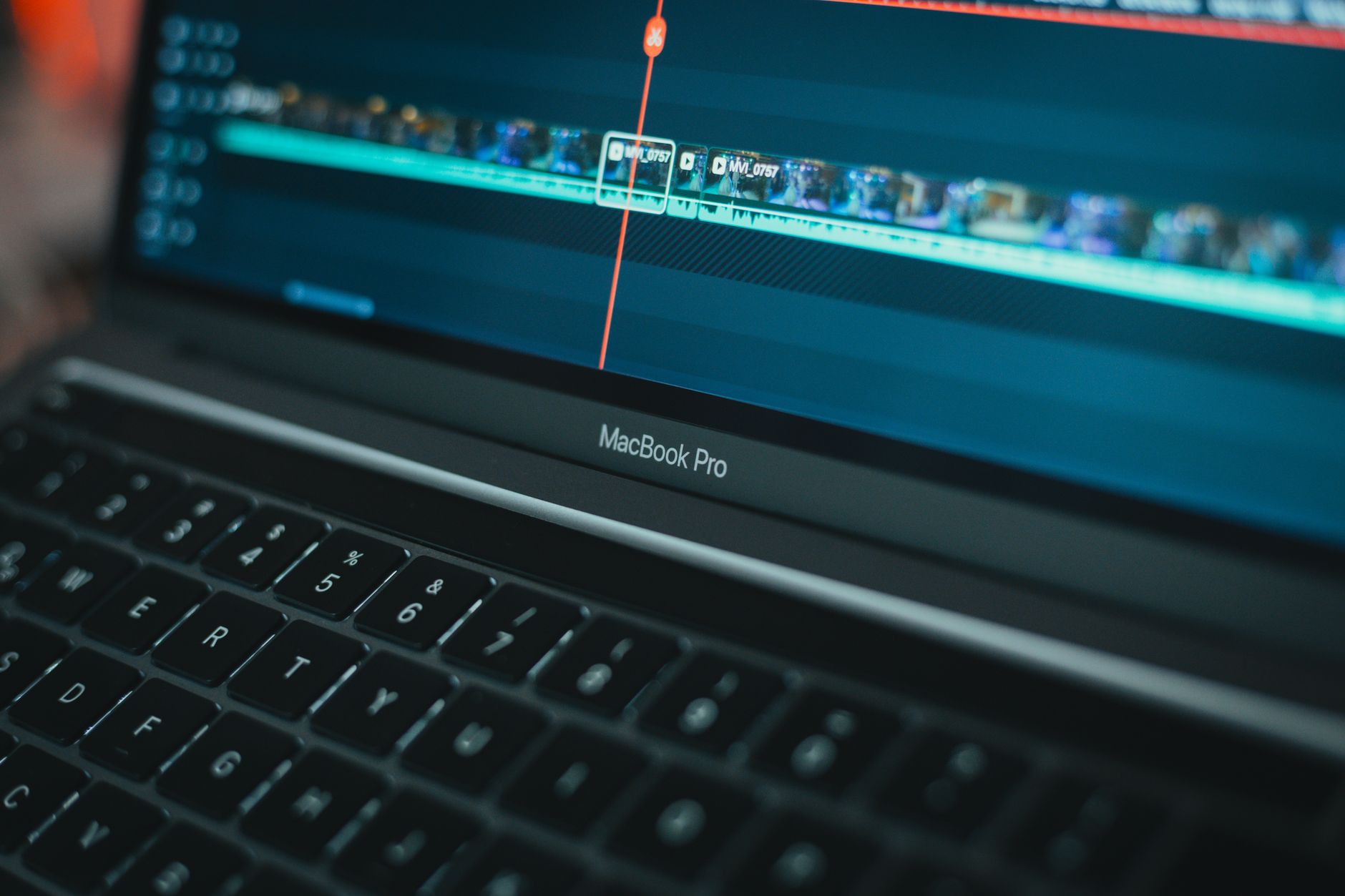 Motion graphics editing screen