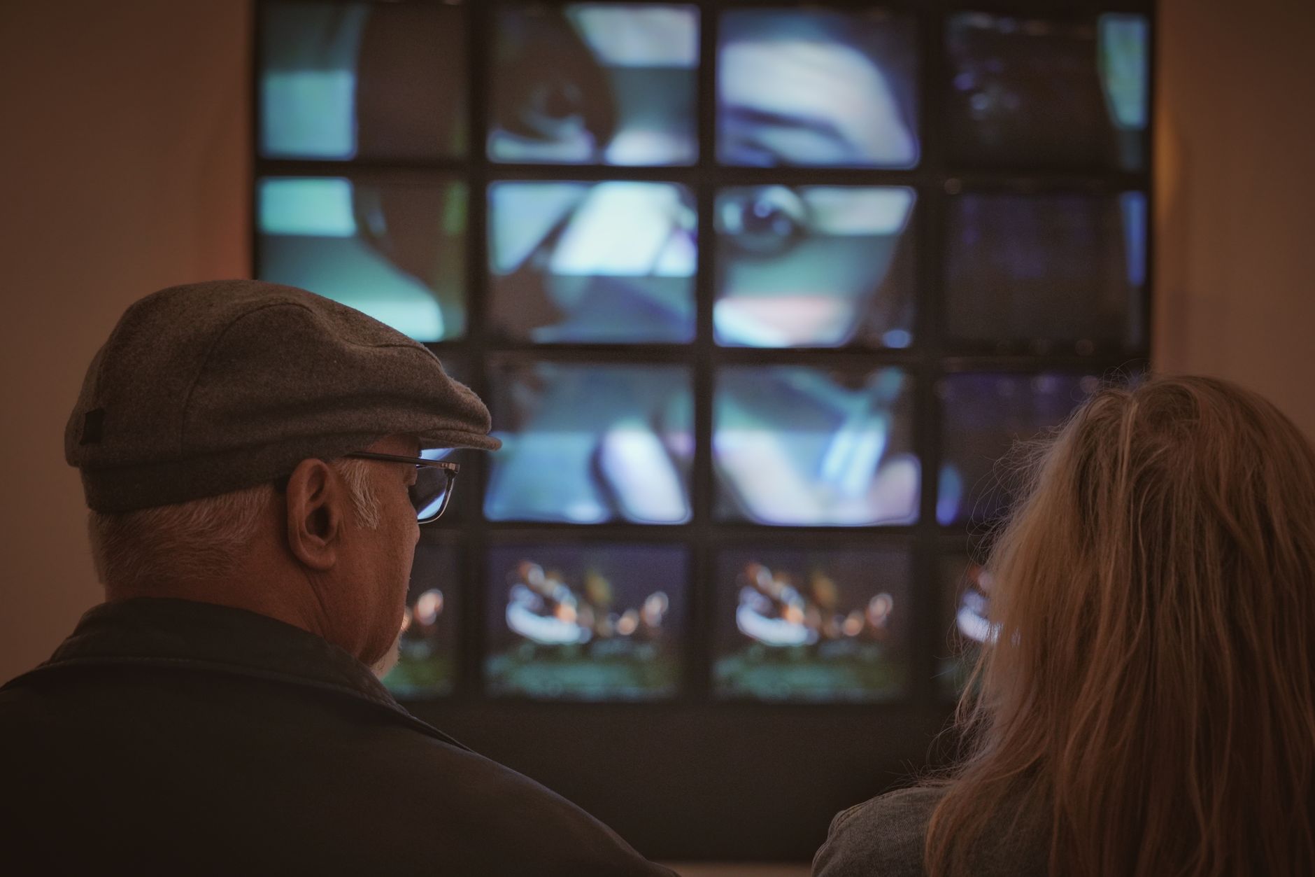 Multi panel video screen