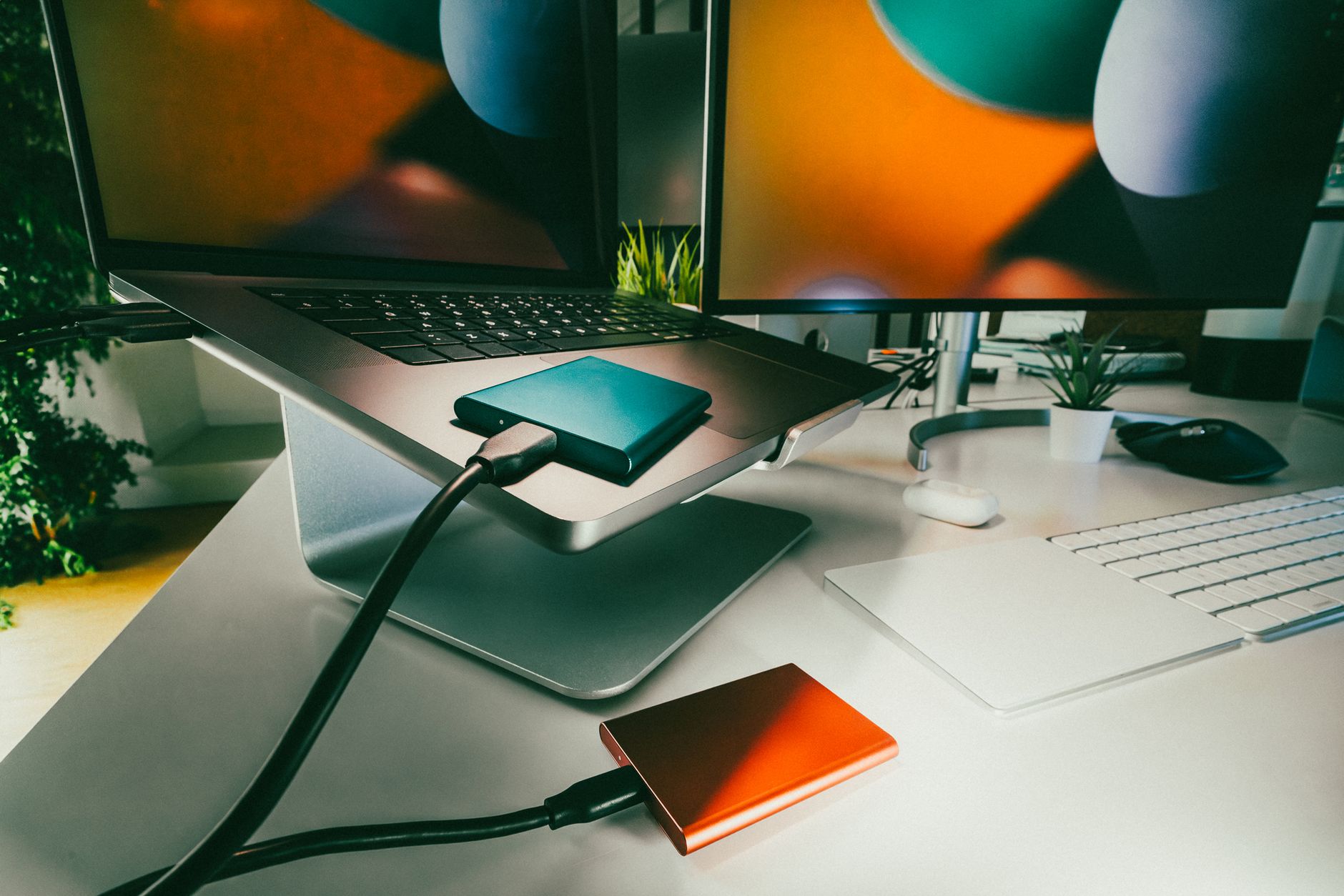 Organized storage drives desk