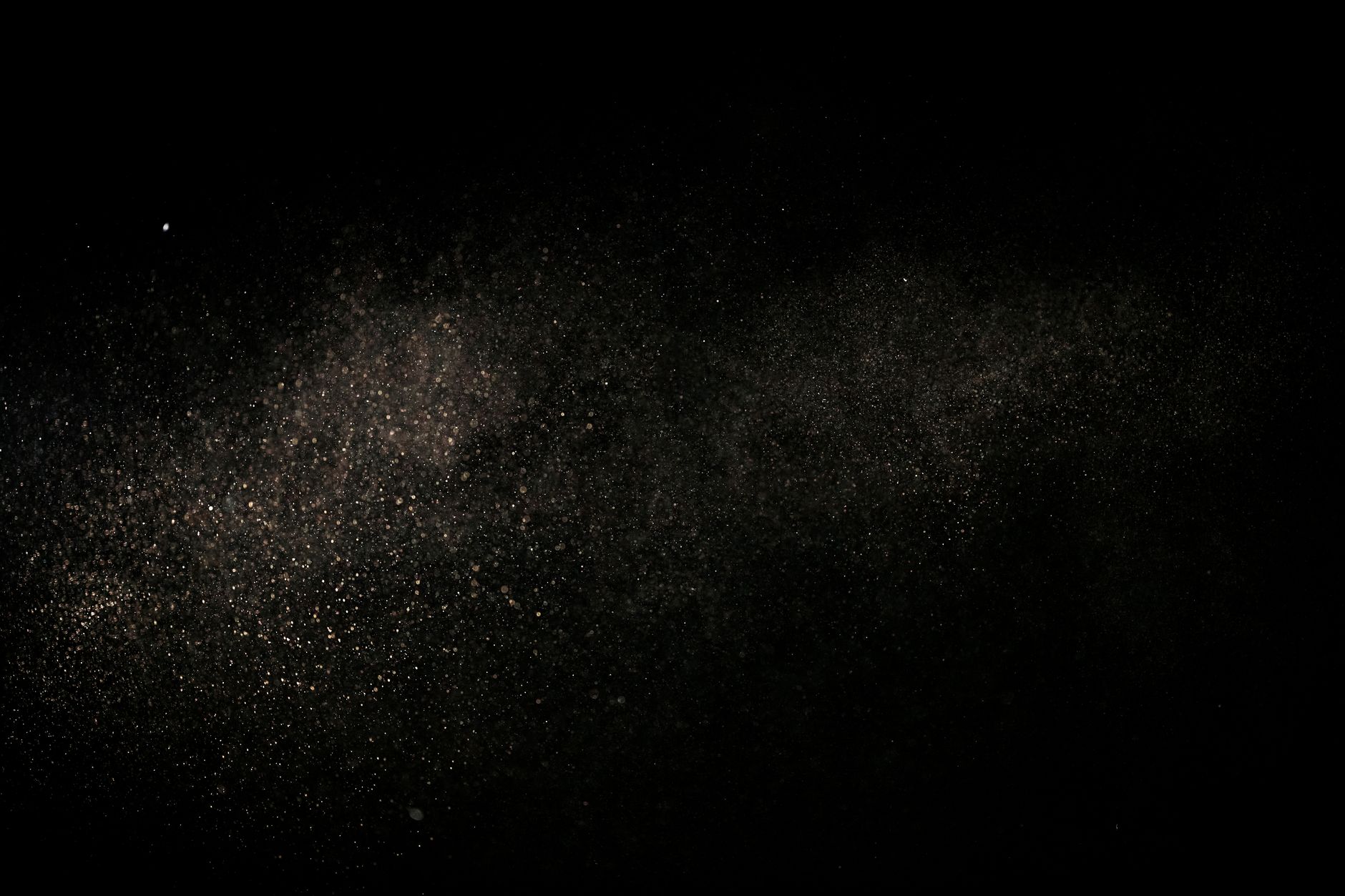 Particle dissolve figure dark