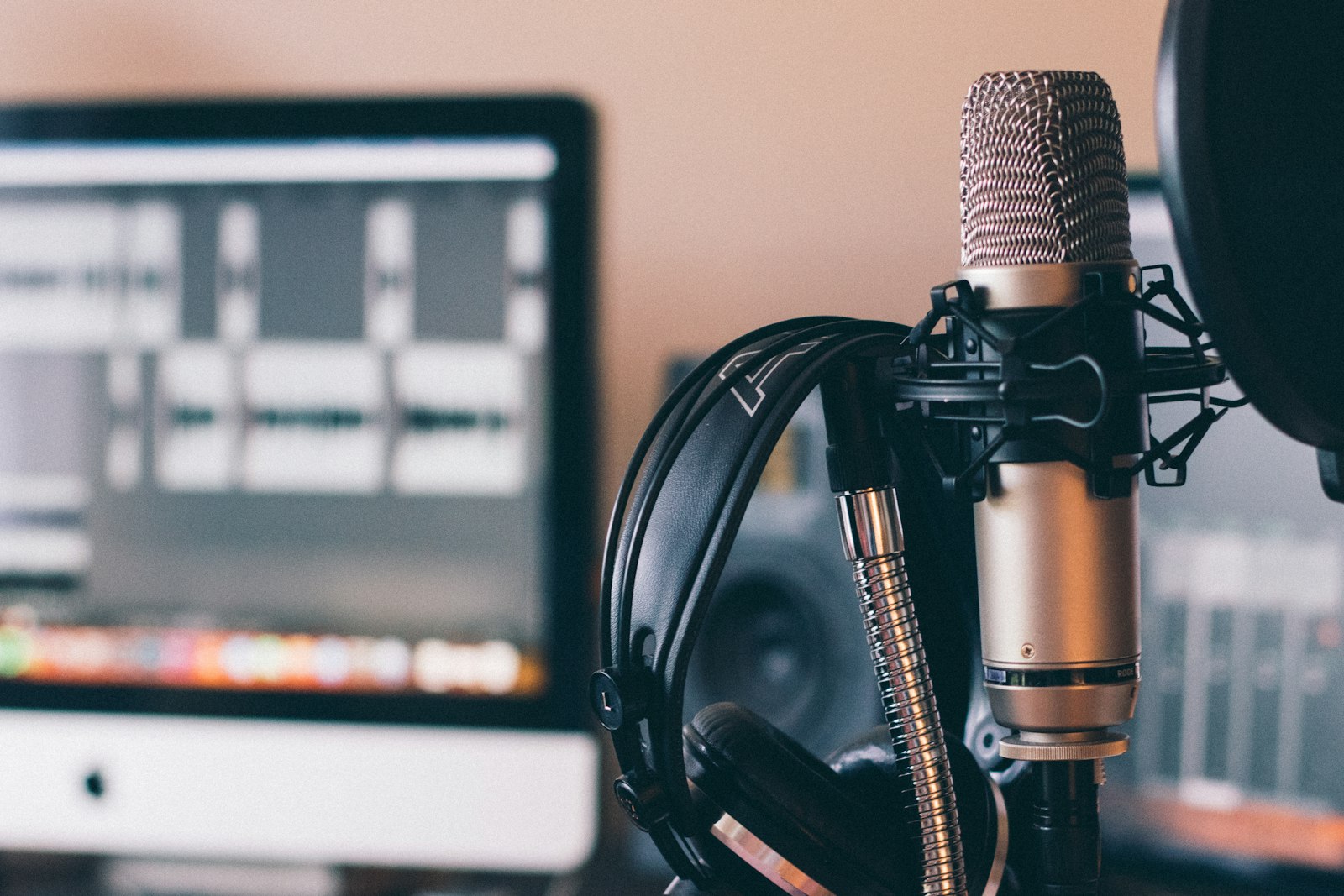 Podcast recording equipment