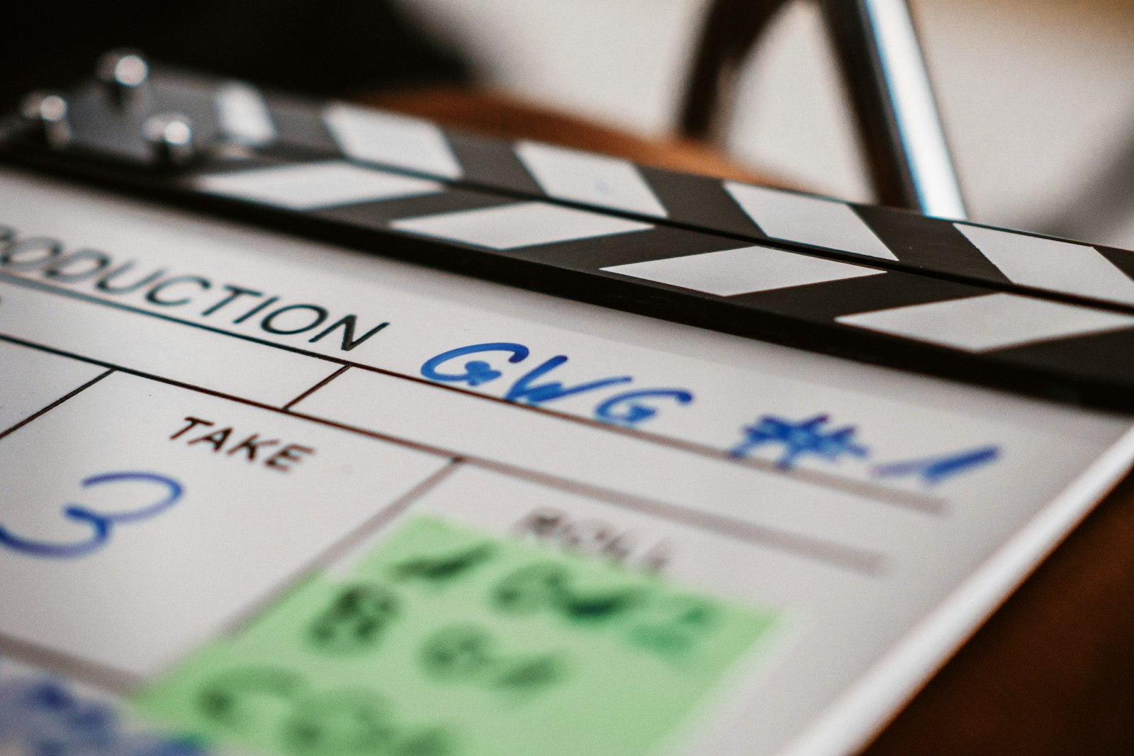 Post production compositing