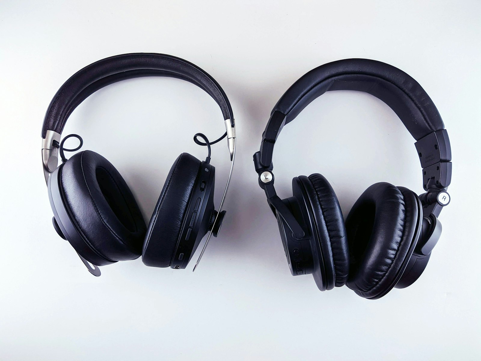 Professional studio headphones