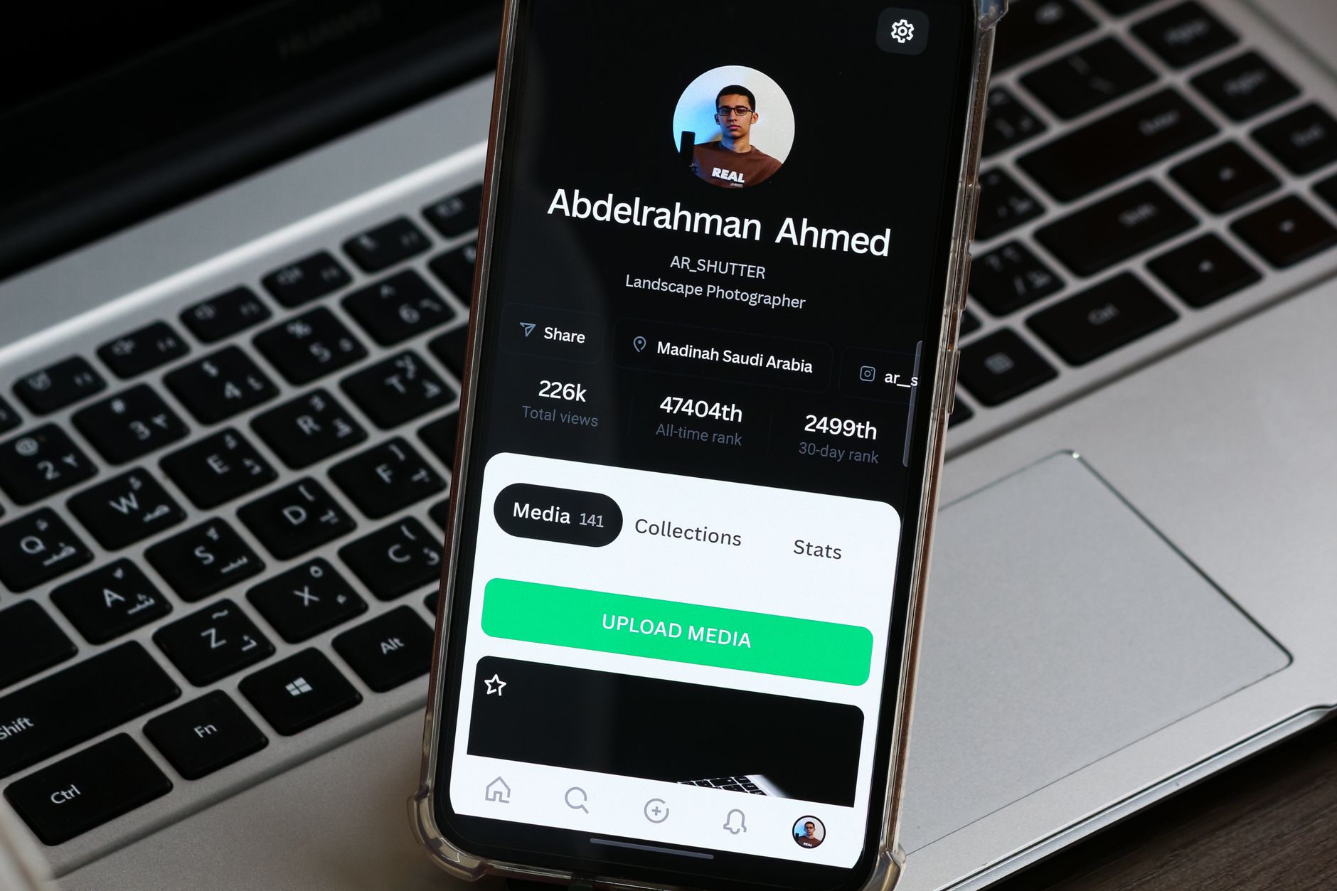 Video upload progress screen